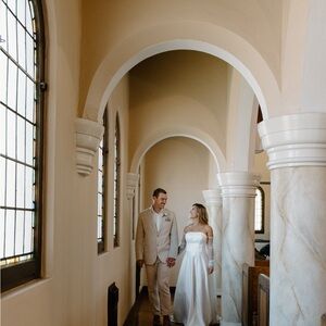 Elegant White Wedding Dress